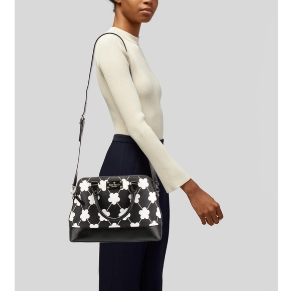 KATE SPADE • Wellesley Signature Spade Rachelle Bag Crossbody Shoulder Carryall - Picture 2 of 8